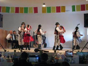 A prišiel aj folklórny súbor Barvinek A prišiel aj folklórny súbor Barvinek